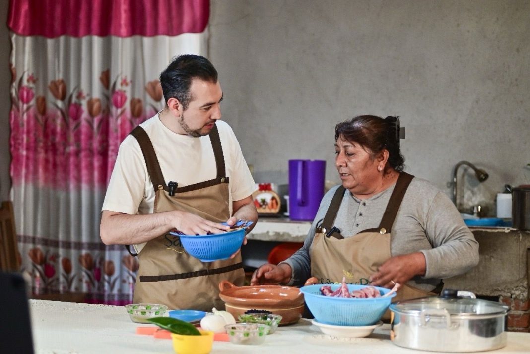 ➡️ CONEJO EN ADOBO ES EL SABOR TRADICIONAL QUE ABRAZA GENERACIONES EN HUAMANTLA