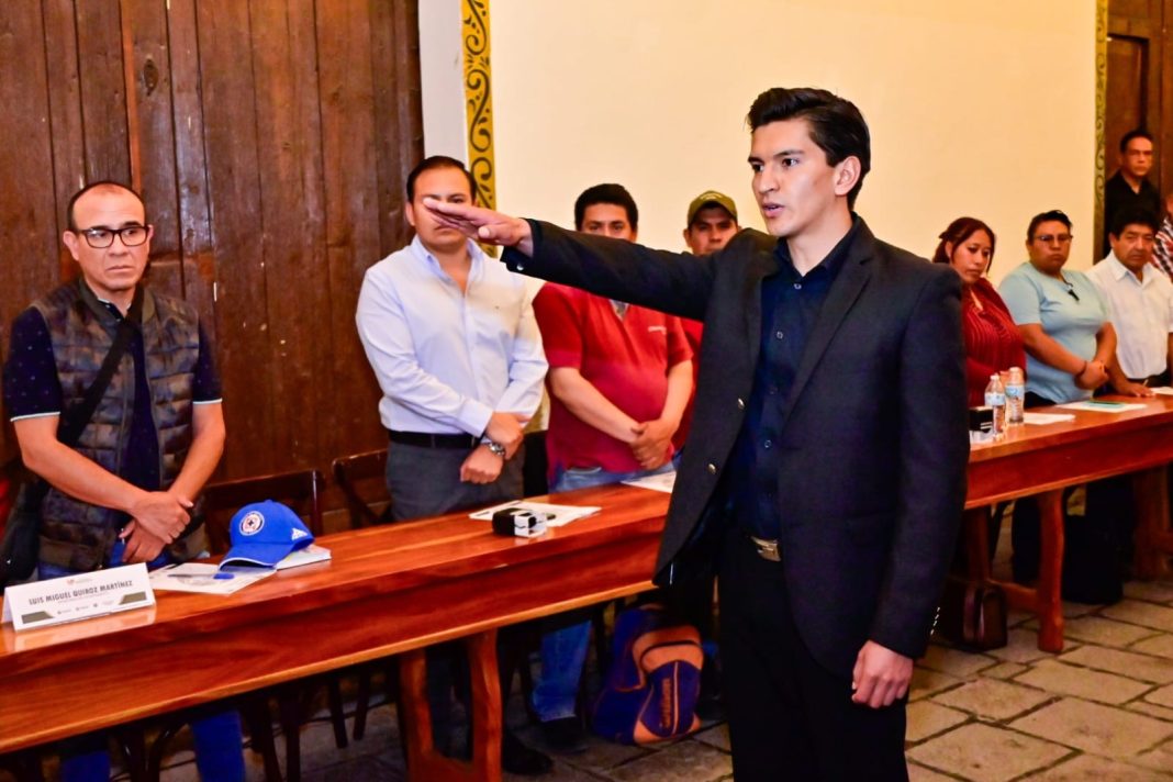 ➡️ CABILDO DE HUAMANTLA APRUEBA DESIGNACIÓN DE LUIS MIGUEL QUIROZ MARTÍNEZ COMO SECRETARIO DEL AYUNTAMIENTO