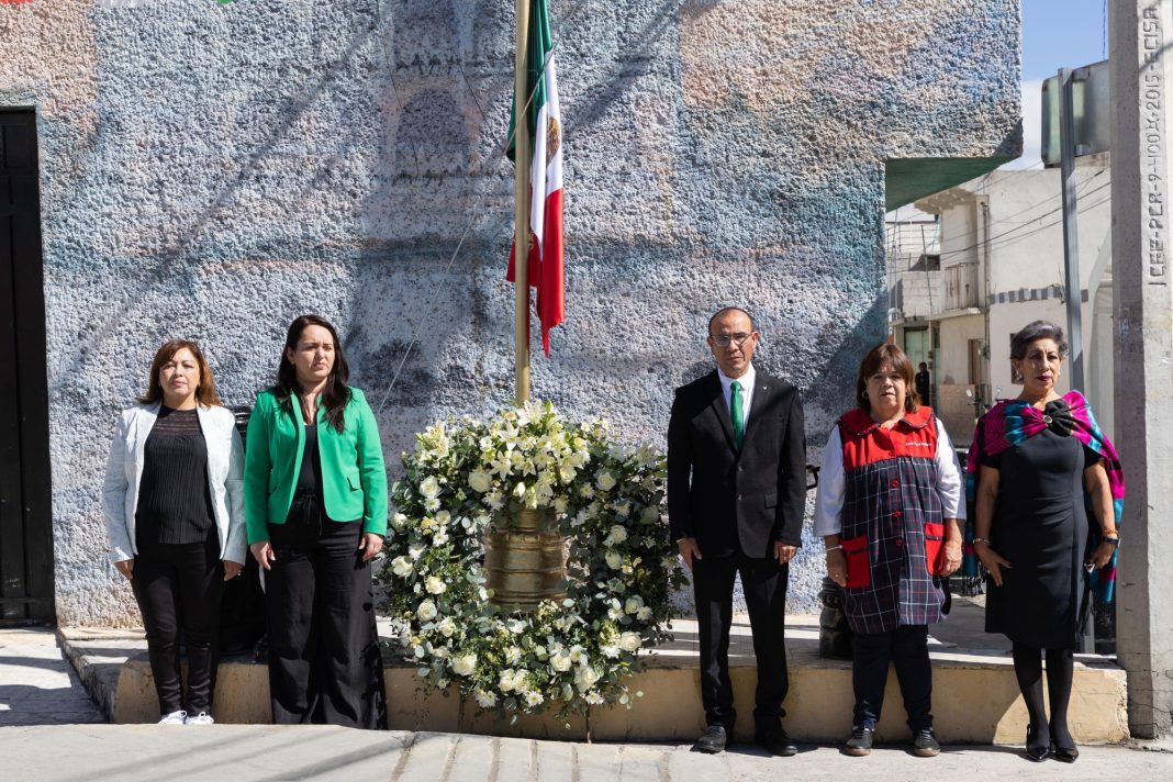 HUAMANTLA RINDE HOMENAJE A LOS NIÑOS HÉROES Y AL CORONEL FELIPE SANTIAGO XICOHTÉNCATL EN EL BARRIO DE SAN SEBASTIÁN