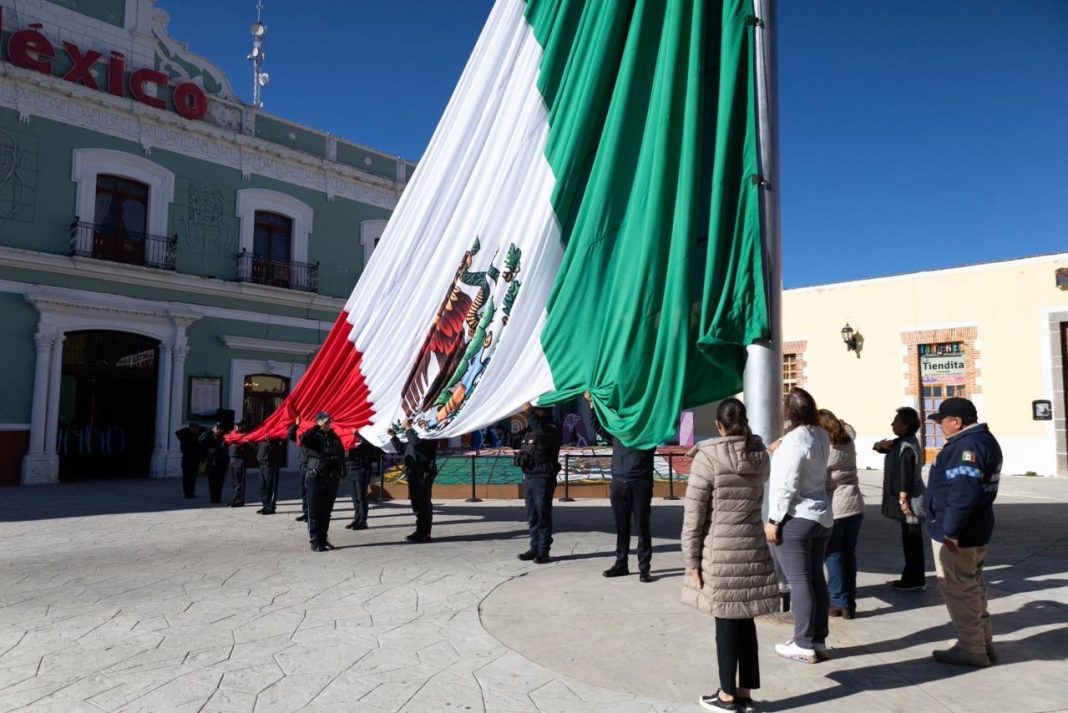 HUAMANTLA REALIZA HOMENAJE CÍVICO CON LA PARTICIPACIÓN DE LA SECUNDARIA “JUSTO SIERRA” Y LA COMISIÓN DE FIESTAS PATRIAS