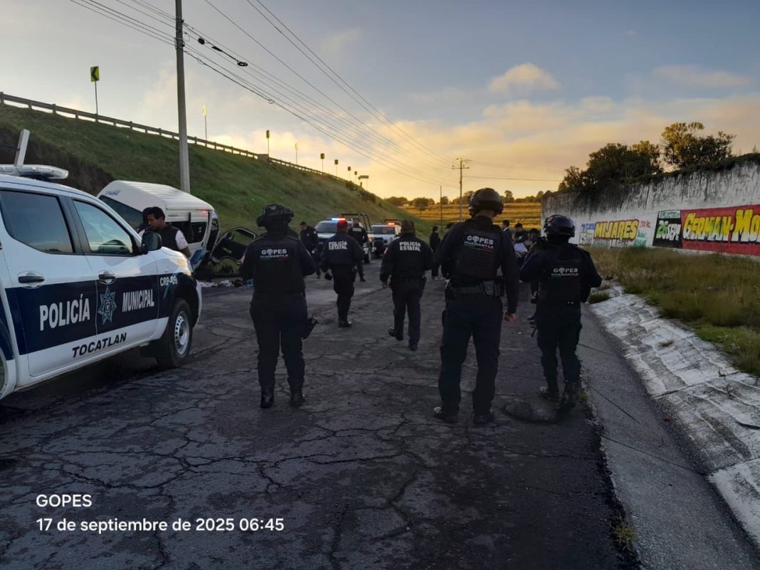 ELEMENTOS DE SEGURIDAD PÚBLICA DE HUAMANTLA ATIENDEN REPORTE DE ROBO DE VEHÍCULO EN COORDINACIÓN CON CORPORACIONES ESTATALES Y DE MUNICIPIOS VECINOS