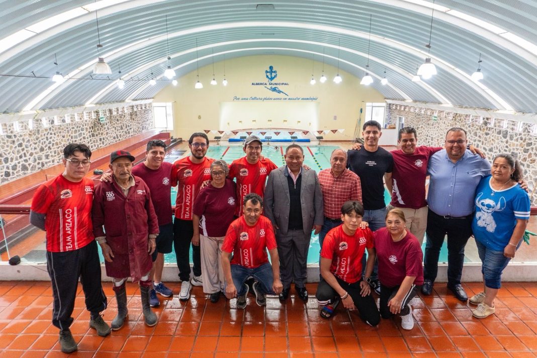 JAVIER RIVERA REHABILITA LA ALBERCA ARMADA DE MÉXICO