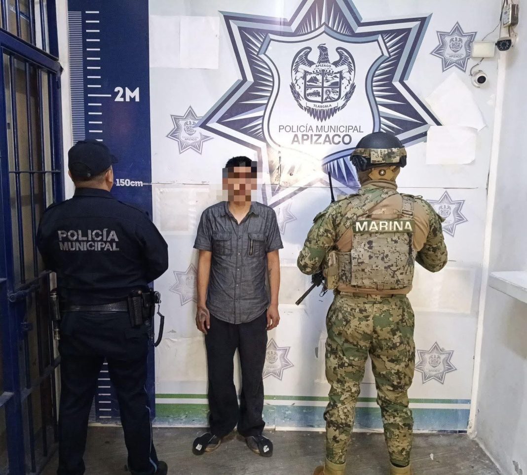 Detienen a presunto ladrón en tienda de Apizaco tras alerta ciudadana