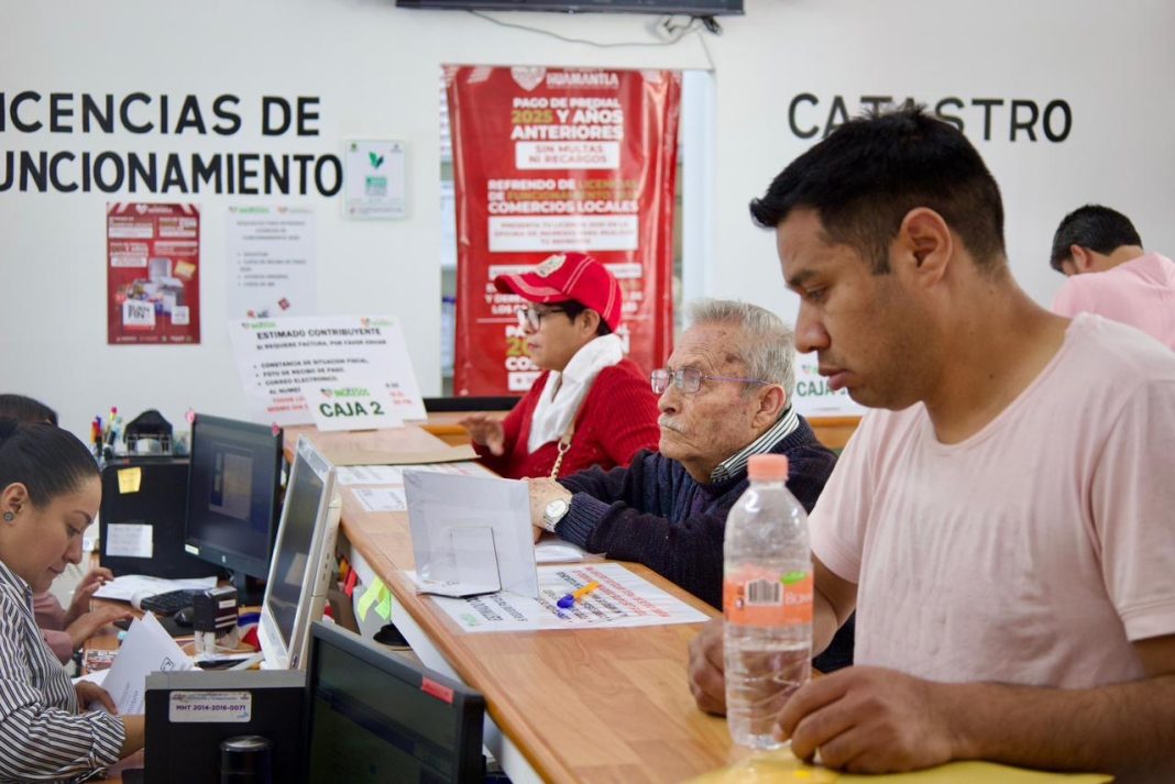 CIUDADANÍA RESPONDE CON ENTUSIASMO AL INICIO DEL BUEN FIN 2025 EN HUAMANTLA