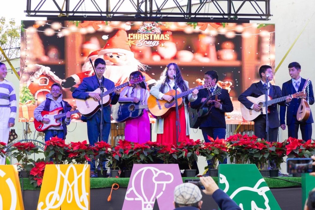 REALIZAN EN HUAMANTLA VELADA NAVIDEÑA CON VILLANCICOS, TALENTO LOCAL Y LA PREMIACIÓN DE FACHADAS