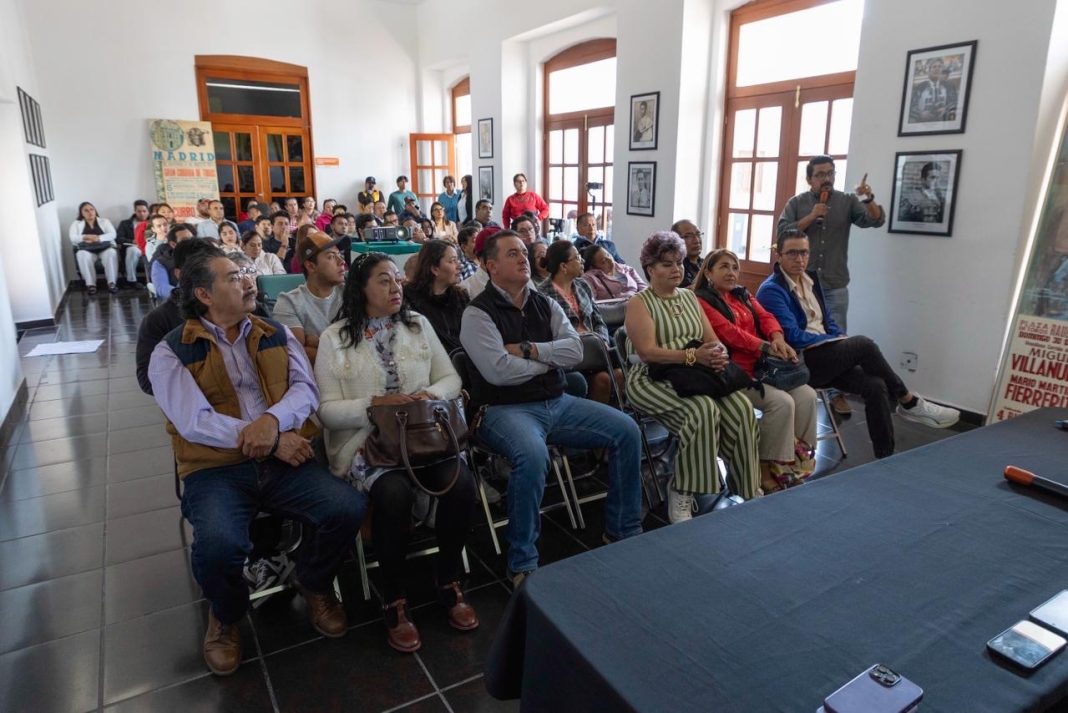 Huamantla fortalece al sector turístico con mesa de trabajo para prestadores de servicios