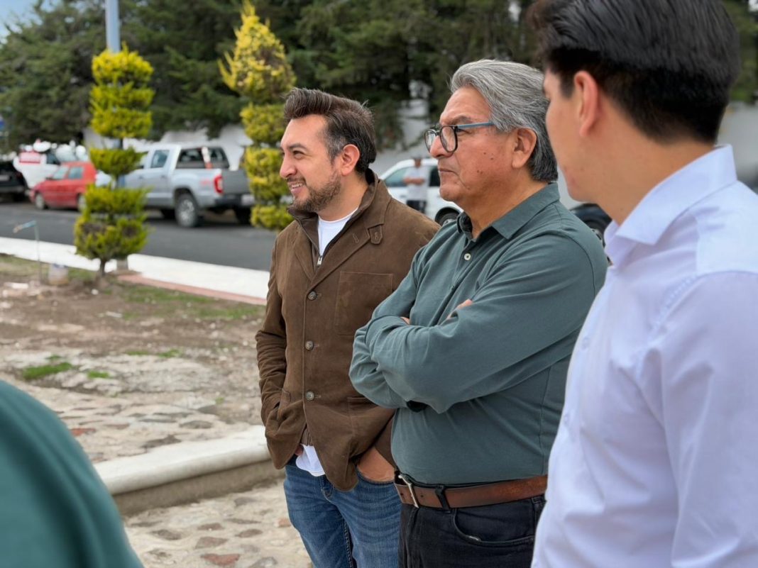 SUPERVISA SALVADOR SANTOS CEDILLO AVANCES DE LA REHABILITACIÓN INTEGRAL DEL BOULEVARD YANCUITLALPAN