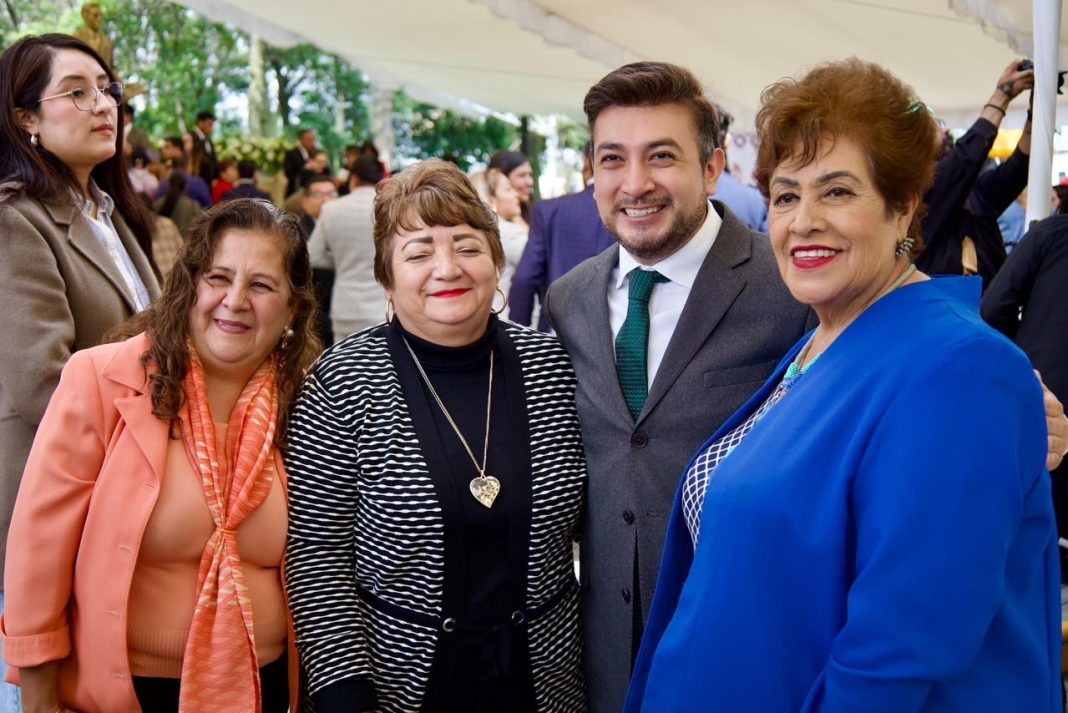 PRESENTE SALVADOR SANTOS CEDILLO EN LA CONMEMORACIÓN DEL XLV ANIVERSARIO LUCTUOSO DE EMILIO SÁNCHEZ PIEDRAS