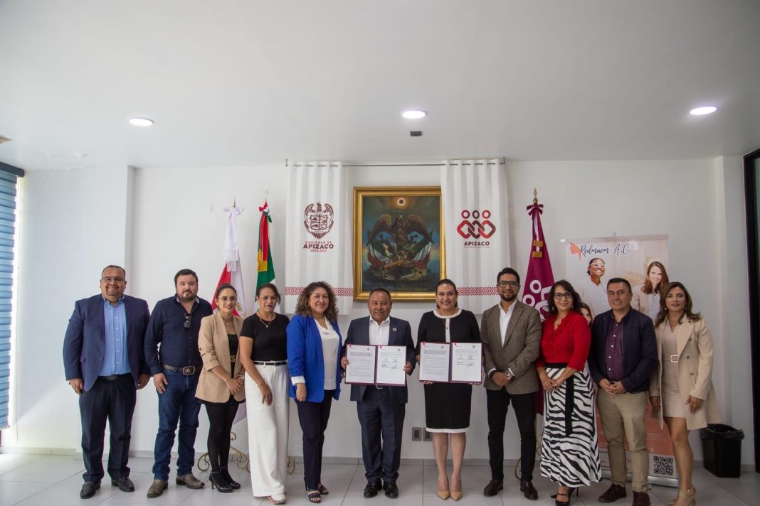 FIRMA AYUNTAMIENTO DE APIZACO CONVENIO CON REDMUEM PARA IMPULSAR EL DESARROLLO ECONÓMICO DE LAS MUJERES