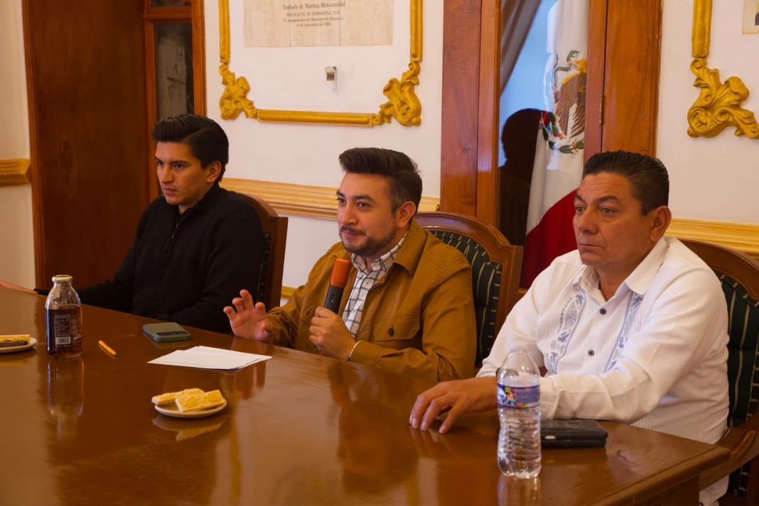 SALVADOR SANTOS CEDILLO ENCABEZA ESTRATEGIA DE SEGURIDAD QUE TIENE COMO OBJETIVO SALDO BLANCO EN HUAMANTLADA