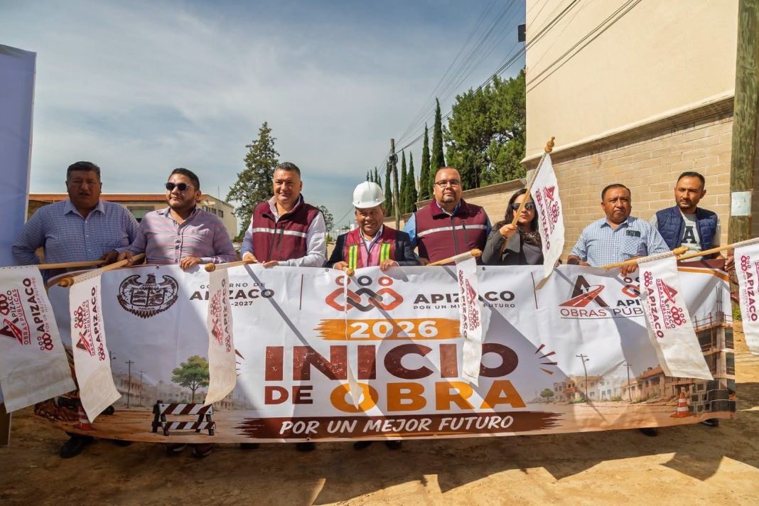 INICIA EL AYUNTAMIENTO DE APIZACO OBRAS DE PAVIMENTACIÓN EN LA COMUNIDAD DE SANTA ANITA HUILOAC.