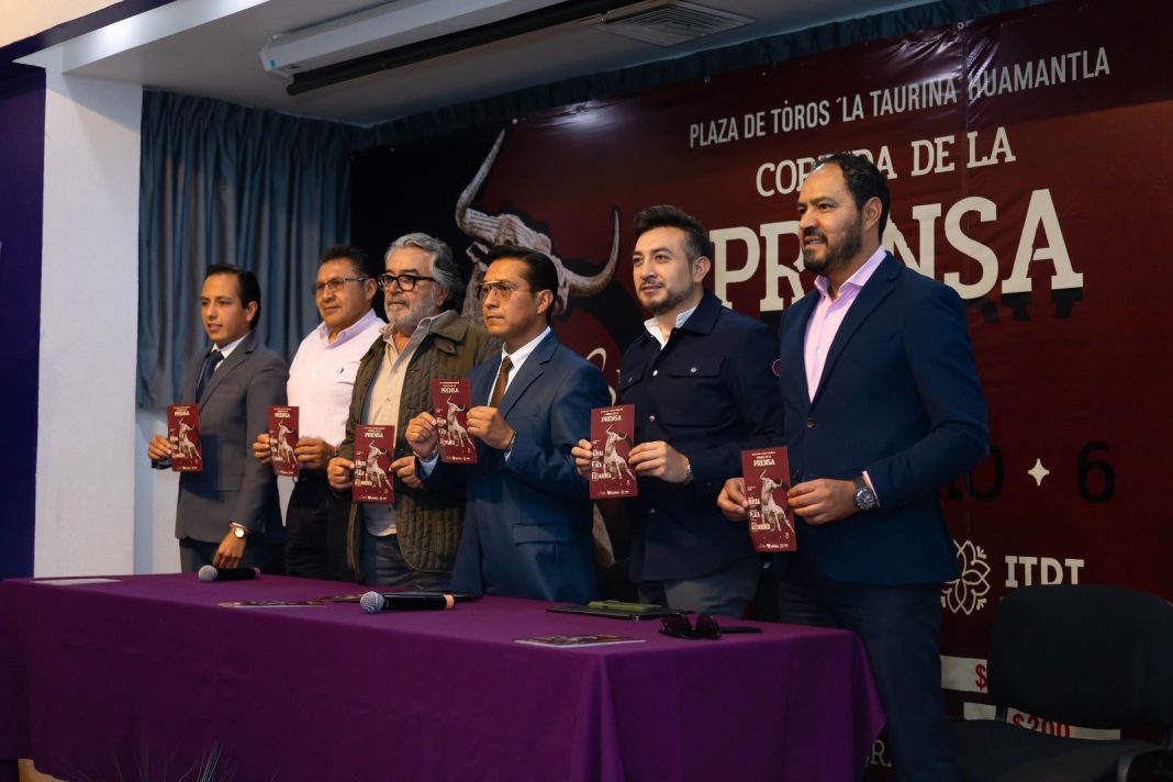 RESPALDA CHAVA SANTOS A LA PRENSA; JOSÉ DE ALEJANDRÍA TOMARÁ LA ALTERNATIVA EN LA CORRIDA DE LA UPET