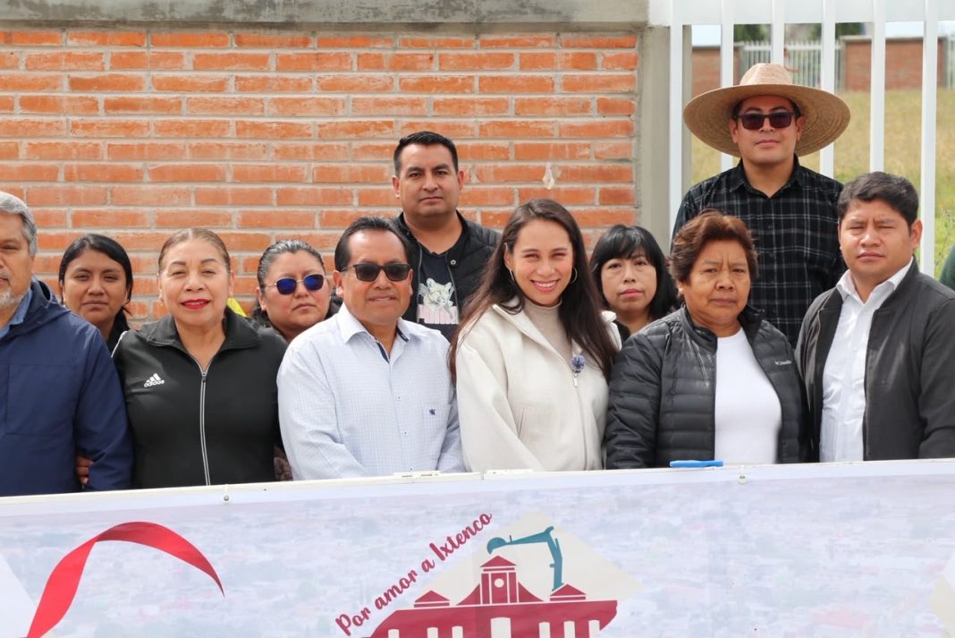 GOBIERNO DE IXTENCO Y PADRES DE FAMILIA SUMAN ESFUERZOS PARA ENTREGAR BARDA PERIMETRAL EN LA PRIMARIA «VICENTE GUERRERO»